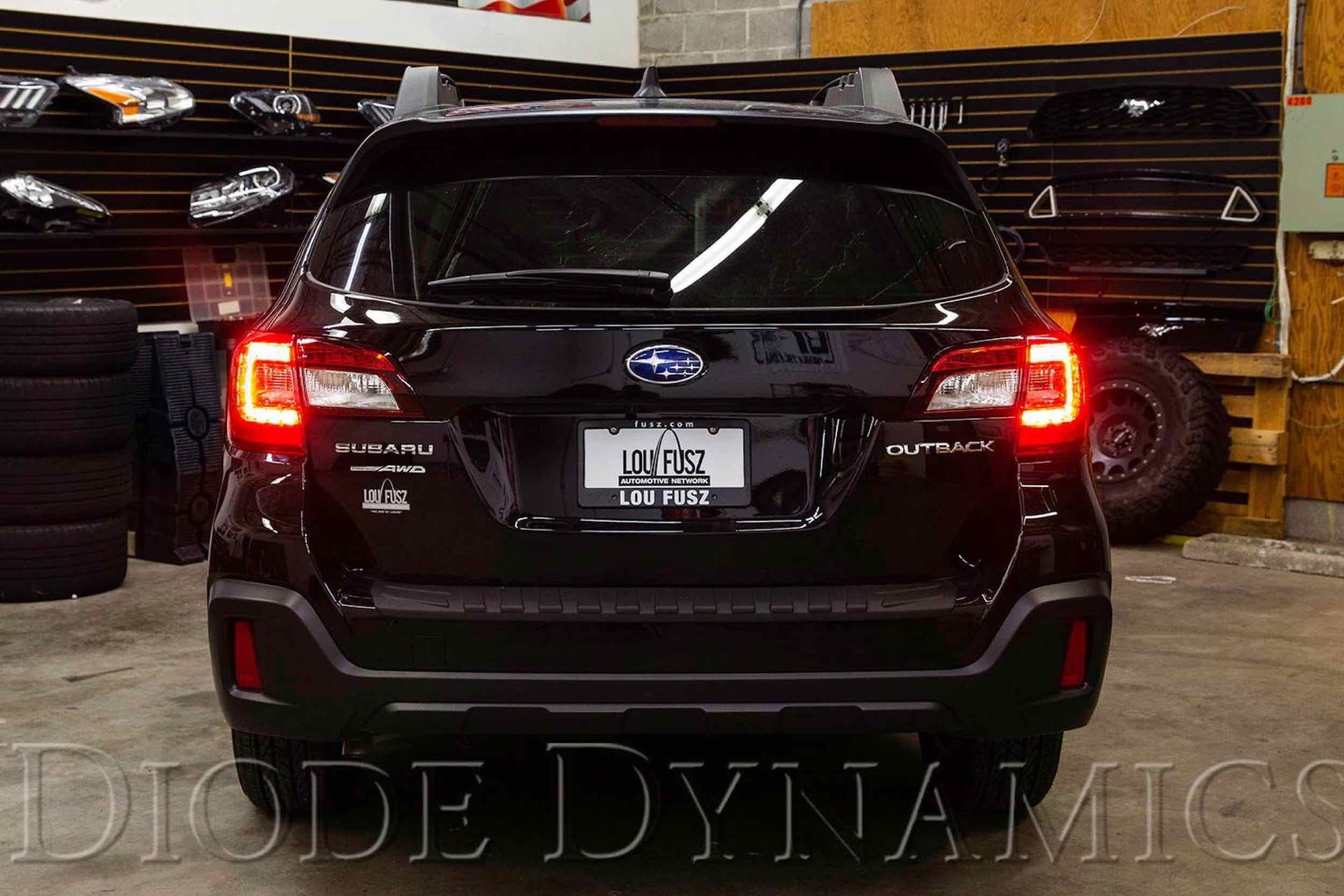 subaru outback tail light