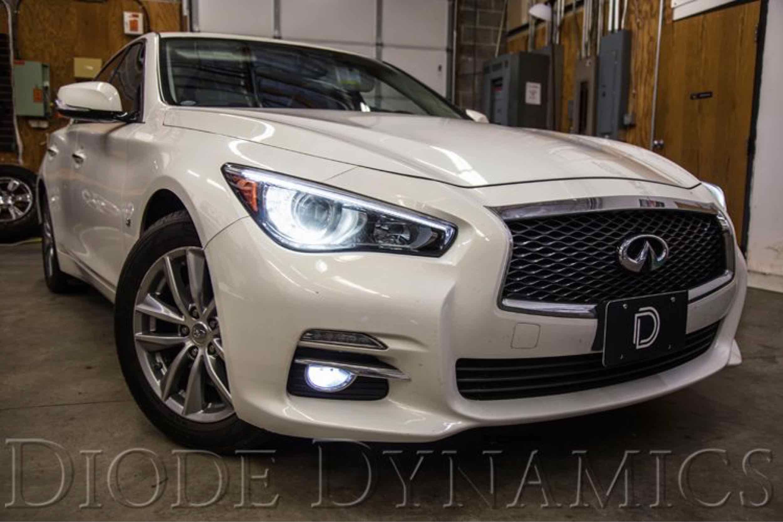 infiniti daytime running lights