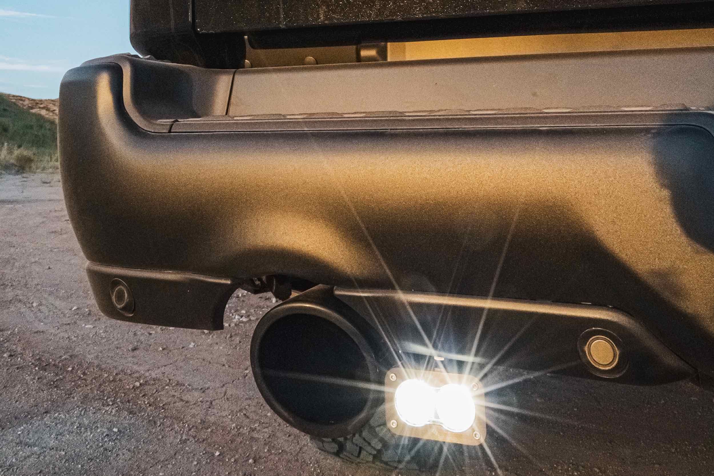 ram 1500 backup lights